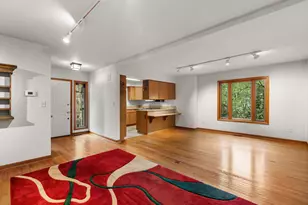 651 N 5th Ave, Ann Arbor, MI 48104 - Photo 7