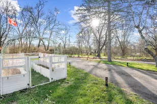 1276 N Huron River Dr, Ypsilanti, MI 48197 - Photo 55