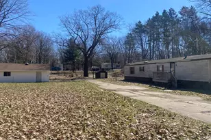 11650 Thrush Dr, Lakeview, MI 48850 - Photo 1