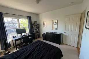 1021 Maiden Ln, Ann Arbor, MI 48105 - Photo 17