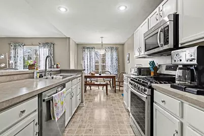 3437 Easy Street, Saint Joseph, MI 49085 - Photo 11