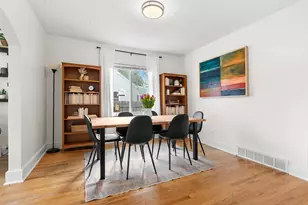 2022 Royce Ave, Kalamazoo, MI 49001 - Photo 9