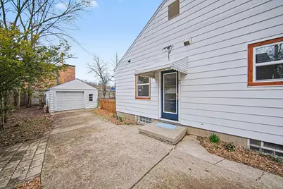 1425 Iroquois Place, Ann Arbor, MI 48104 - Photo 37