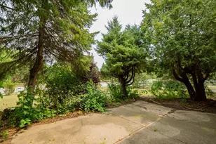 3340 Bluett Dr, Ann Arbor, MI 48105 - Photo 25