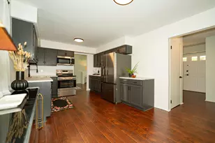 3340 Bluett Dr, Ann Arbor, MI 48105 - Photo 9