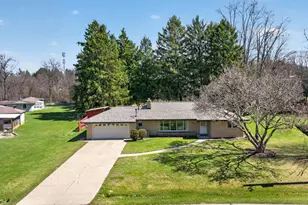 1097 Westfield Dr, Jackson, MI 49203 - Photo 47