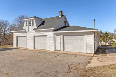 1643 Aberdeen Street NE, Grand Rapids, MI 49505 - Photo 39