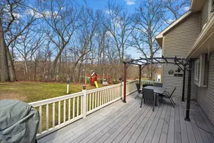 2116 Scenic Hills Dr, Jackson, MI 49201 - Photo 39