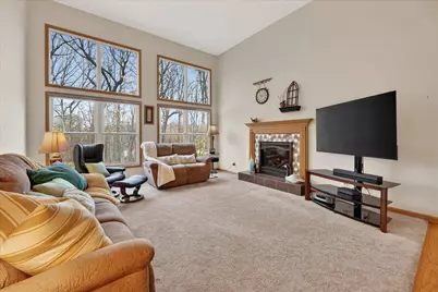 2116 Scenic Hills Drive, Jackson, MI 49201 - Photo 5