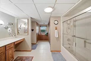 3381 Pine Ridge Dr, Jackson, MI 49201 - Photo 31