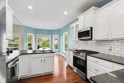 9800 Navy Pier Street, Portage, MI 49002 - Photo 11