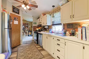 70955 Ironwood Dr, Niles, MI 49120 - Photo 11