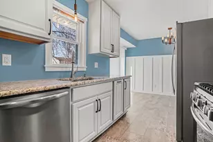 1657 Leif Ave, Norton Shores, MI 49441 - Photo 17