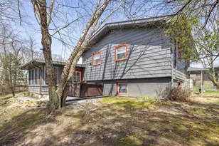 48103 Walnut Ave, New Buffalo, MI 49117 - Photo 33