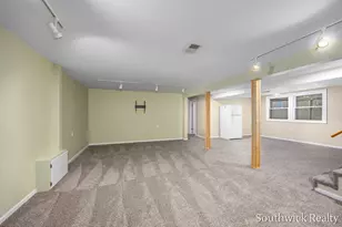 2549 Rockhill Dr NE, Grand Rapids, MI 49525 - Photo 23