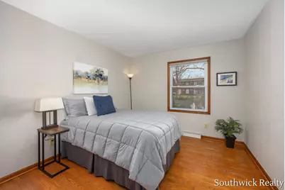 2549 Rockhill Drive NE, Grand Rapids, MI 49525 - Photo 17