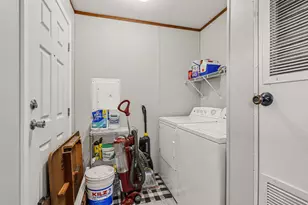 4111 Nancy Ln, Kalamazoo, MI 49006 - Photo 9