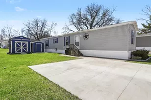 4111 Nancy Ln, Kalamazoo, MI 49006 - Photo 1