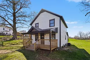 6592 Keigley St, Eau Claire, MI 49111 - Photo 3