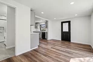 6592 Keigley St, Eau Claire, MI 49111 - Photo 13