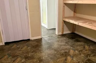 439 W Columbia Ave, Battle Creek, MI 49015 - Photo 17