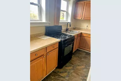 439 W Columbia Avenue, Battle Creek, MI 49015 - Photo 15