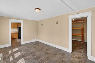 439 W Columbia Ave, Battle Creek, MI 49015 - Photo 13