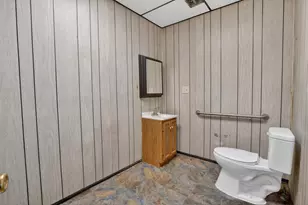 439 W Columbia Ave, Battle Creek, MI 49015 - Photo 25