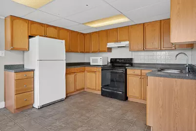 439 W Columbia Avenue, Battle Creek, MI 49015 - Photo 7