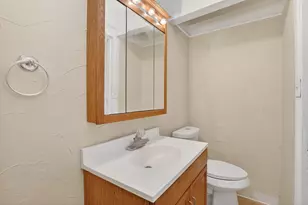 439 W Columbia Ave, Battle Creek, MI 49015 - Photo 15