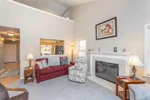 9002 Pine Cove Dr, Whitmore Lake, MI 48189 - Photo 15