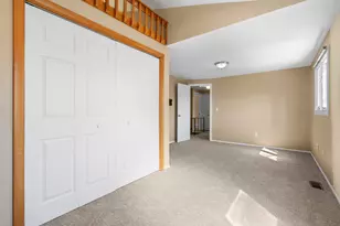 2431 Roanoke Dr, Ypsilanti, MI 48197 - Photo 45