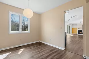 2431 Roanoke Dr, Ypsilanti, MI 48197 - Photo 13