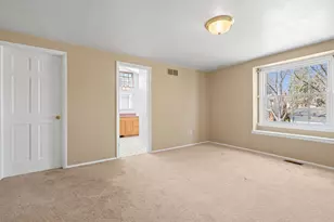 2431 Roanoke Dr, Ypsilanti, MI 48197 - Photo 37