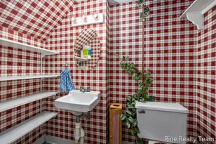 1555 Knapp St NE, Grand Rapids, MI 49505 - Photo 29