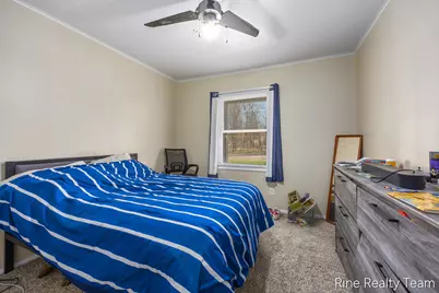 1555 Knapp Street NE, Grand Rapids, MI 49505 - Photo 25