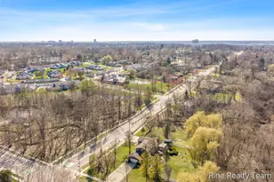 1555 Knapp St NE, Grand Rapids, MI 49505 - Photo 39