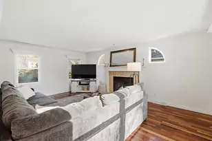 7459 Sleepy Hollow Dr, Hudsonville, MI 49426 - Photo 5