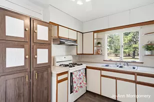 5247 Lake Harbor Rd, Norton Shores, MI 49441 - Photo 9