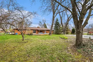 566 Kublick Dr, Benton Harbor, MI 49022 - Photo 25