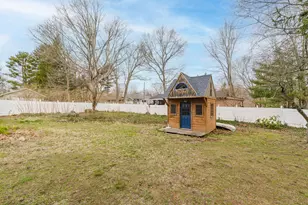 1010 Allegan St, Saugatuck, MI 49453 - Photo 25