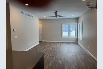 135 Lexington Pointe Drive #8, Niles, MI 49120 - Photo 21
