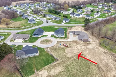 135 Lexington Pointe Drive #8, Niles, MI 49120 - Photo 3