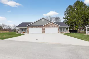 139 Lexington Pointe Dr, Niles, MI 49120 - Photo 11