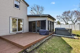 2707 Sandalwood Ct NE, Grand Rapids, MI 49525 - Photo 29