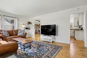 2707 Sandalwood Ct NE, Grand Rapids, MI 49525 - Photo 5