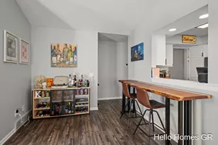 2317 Edington Dr SE, Grand Rapids, MI 49508 - Photo 15