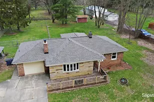 12390 Perry Rd, Battle Creek, MI 49015 - Photo 31