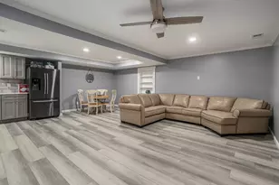 12349 N Sherman Lake Dr, Augusta, MI 49012 - Photo 23