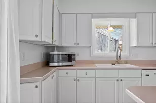 3442 Acacia Blvd, Jackson, MI 49203 - Photo 11